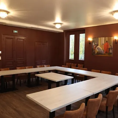 Maison d'hôtes Château De Petit Bois 3*